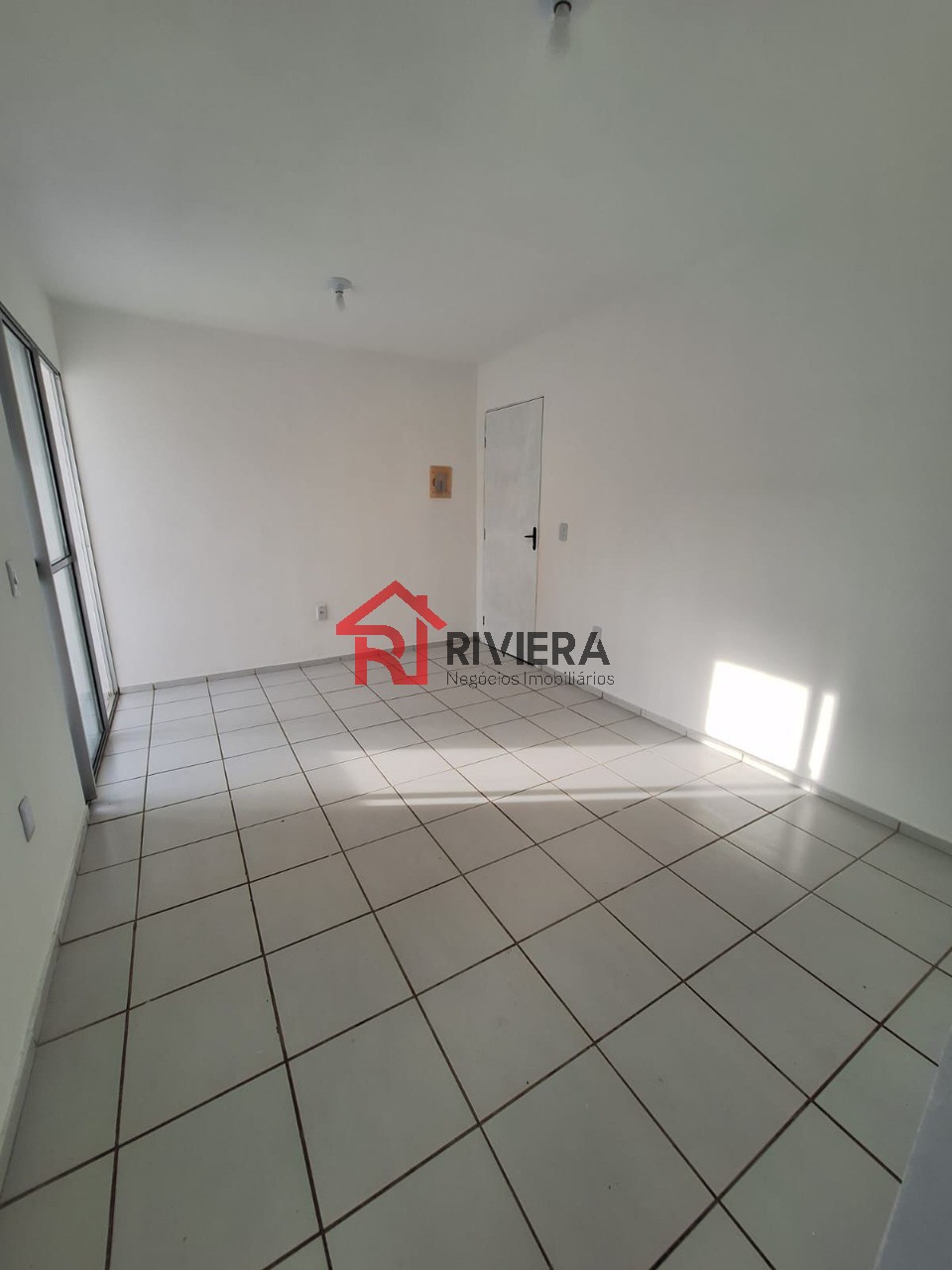 Apartamento à venda com 2 quartos, 55m² - Foto 2