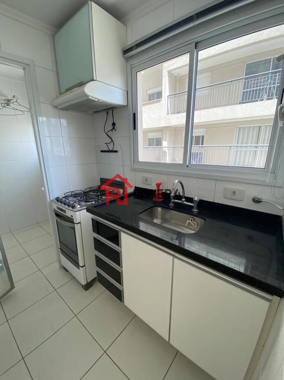 Apartamento à venda com 1 quarto, 42m² - Foto 7