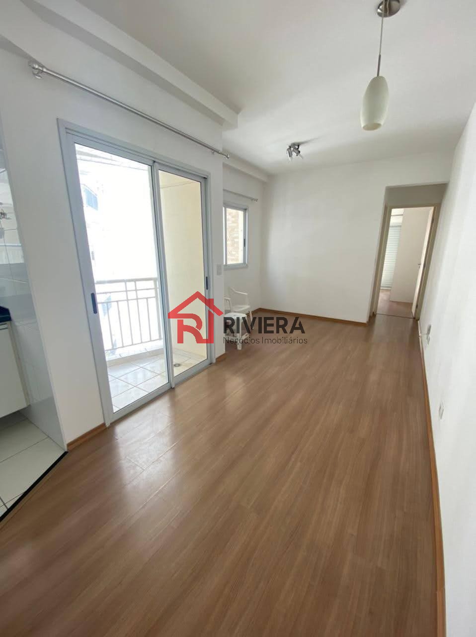 Apartamento à venda com 1 quarto, 42m² - Foto 1