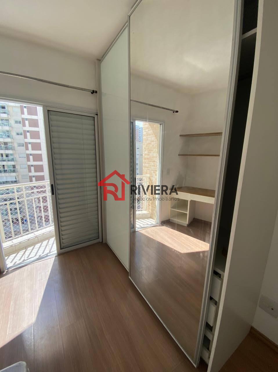 Apartamento à venda com 1 quarto, 42m² - Foto 4