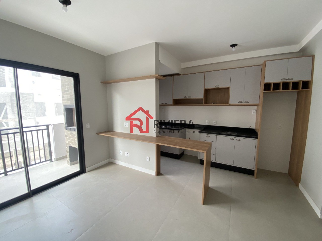 Apartamento à venda com 1 quarto, 40m² - Foto 1