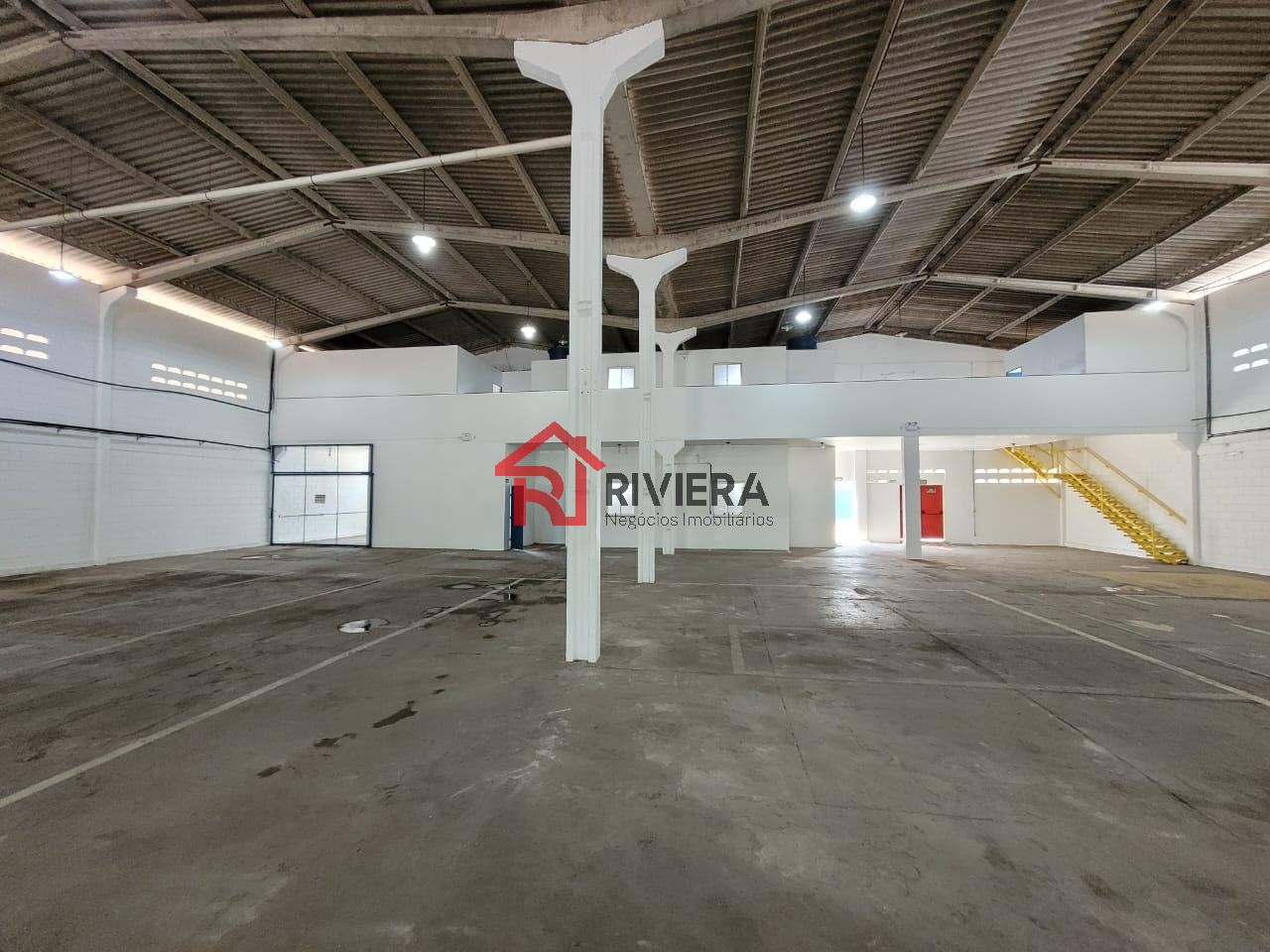 Depósito-Galpão-Armazém para alugar, 1700m² - Foto 4