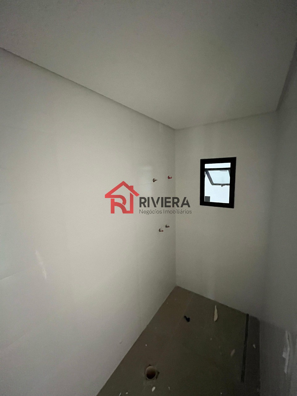 Apartamento à venda com 1 quarto, 40m² - Foto 2