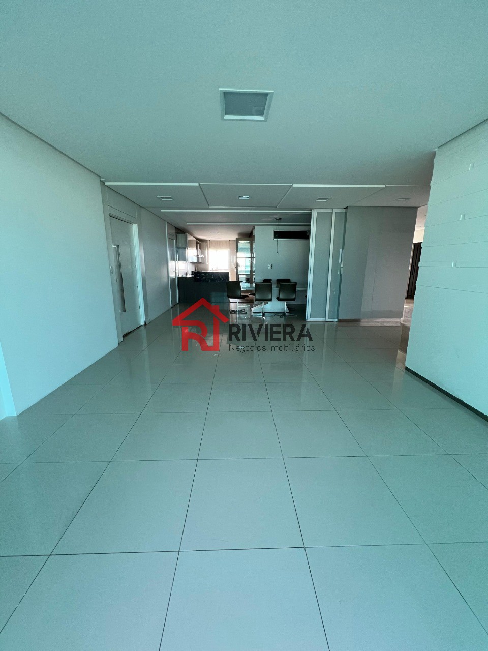 Apartamento para alugar com 4 quartos, 217m² - Foto 4