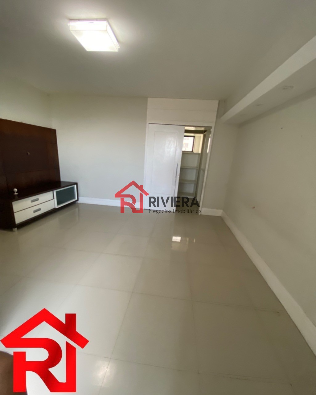 Apartamento para alugar com 3 quartos, 200m² - Foto 10