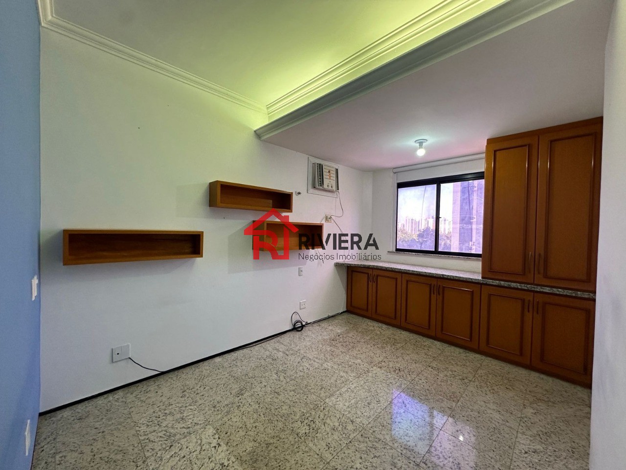 Apartamento à venda com 3 quartos, 217m² - Foto 6