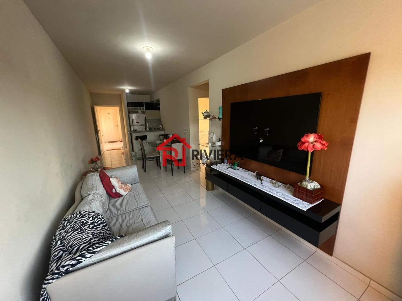 Apartamento à venda com 3 quartos, 86m² - Foto 2