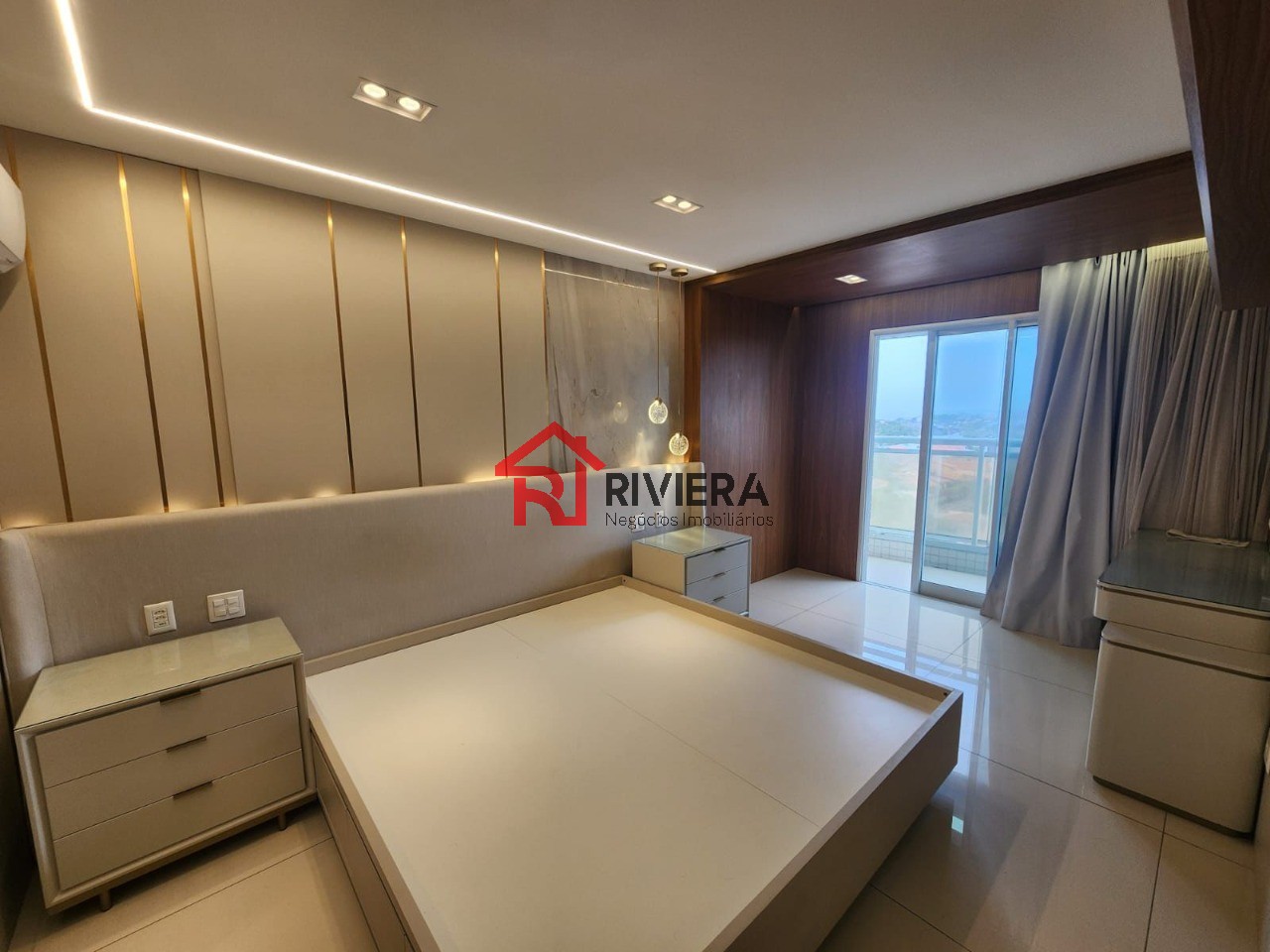 Apartamento à venda com 4 quartos, 235m² - Foto 6