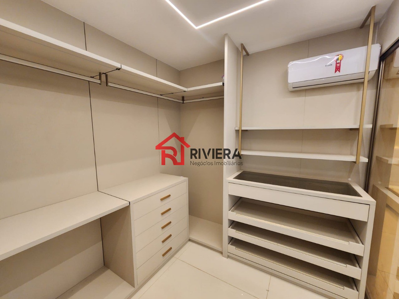 Apartamento à venda com 4 quartos, 235m² - Foto 7