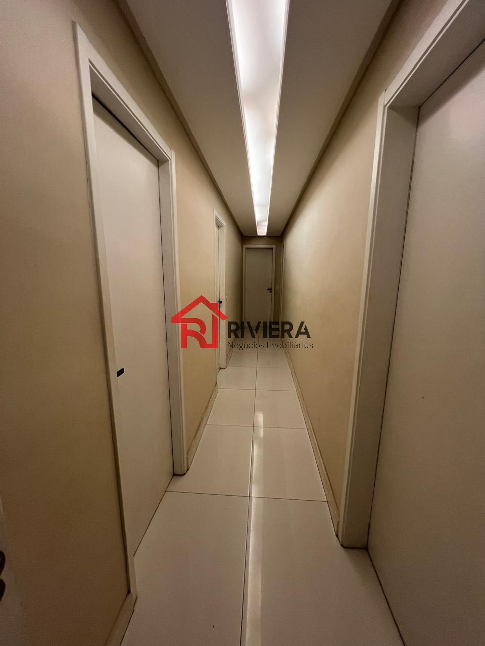 Apartamento à venda com 4 quartos, 239m² - Foto 15