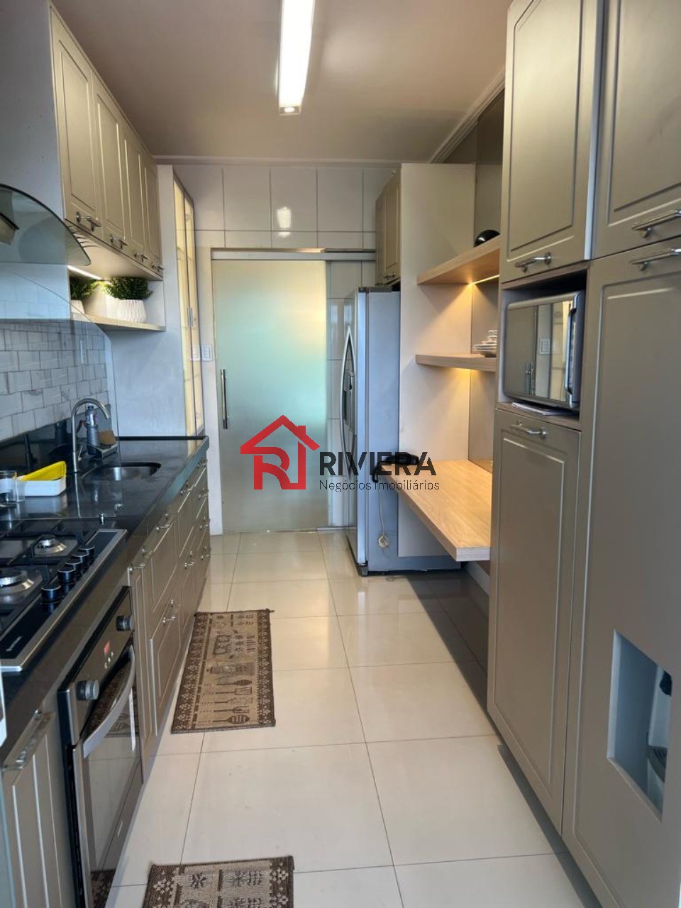 Apartamento para alugar com 3 quartos, 137m² - Foto 8