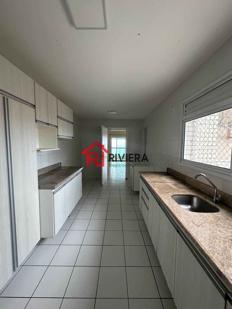 Apartamento para alugar com 4 quartos, 187m² - Foto 5