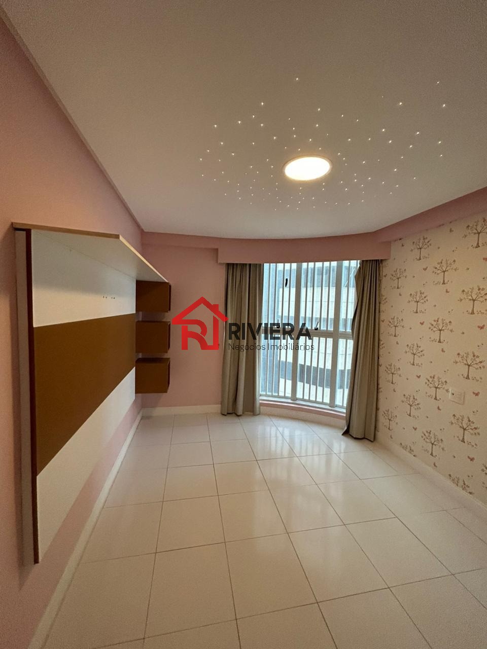 Apartamento para alugar com 4 quartos, 200m² - Foto 13