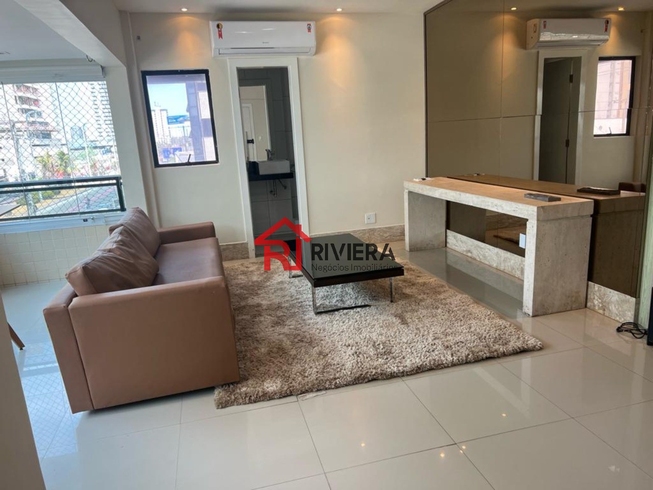 Apartamento para alugar com 3 quartos, 137m² - Foto 2