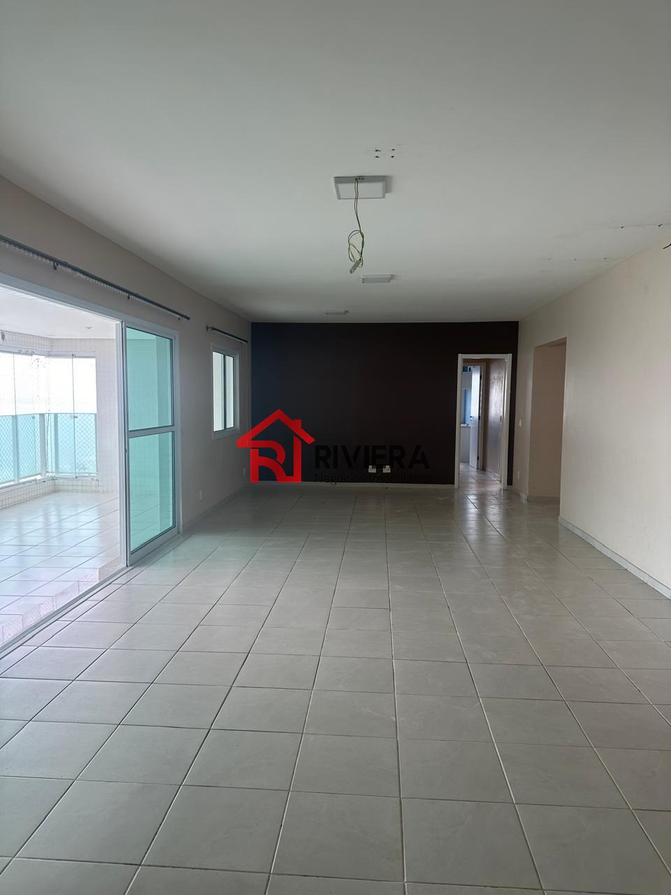 Apartamento para alugar com 4 quartos, 187m² - Foto 1