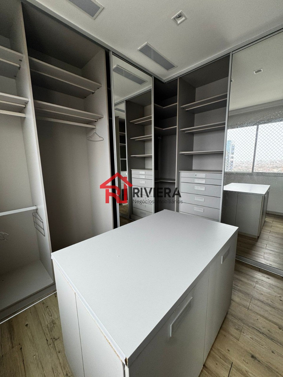 Apartamento à venda com 3 quartos, 161m² - Foto 8