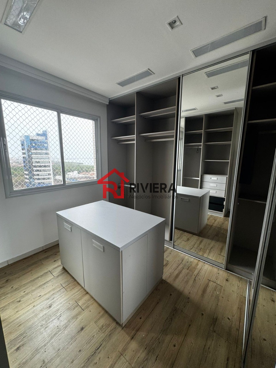 Apartamento à venda com 3 quartos, 161m² - Foto 4