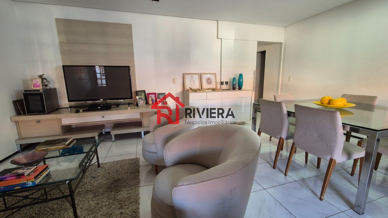 Casa à venda com 3 quartos, 230m² - Foto 2