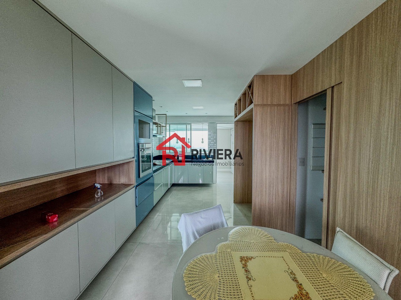 Apartamento para alugar com 3 quartos, 155m² - Foto 18