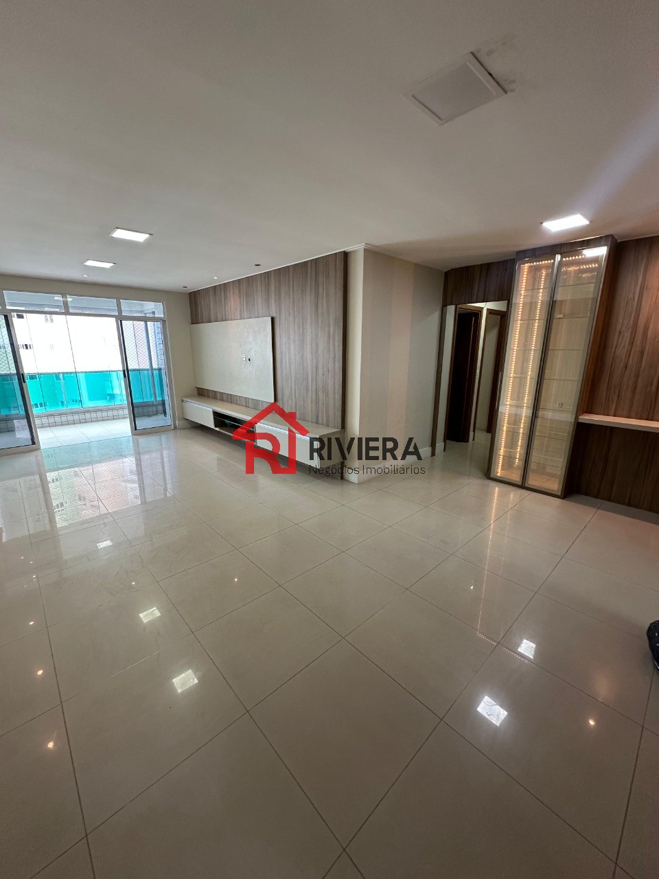 Apartamento para alugar com 4 quartos, 138m² - Foto 4