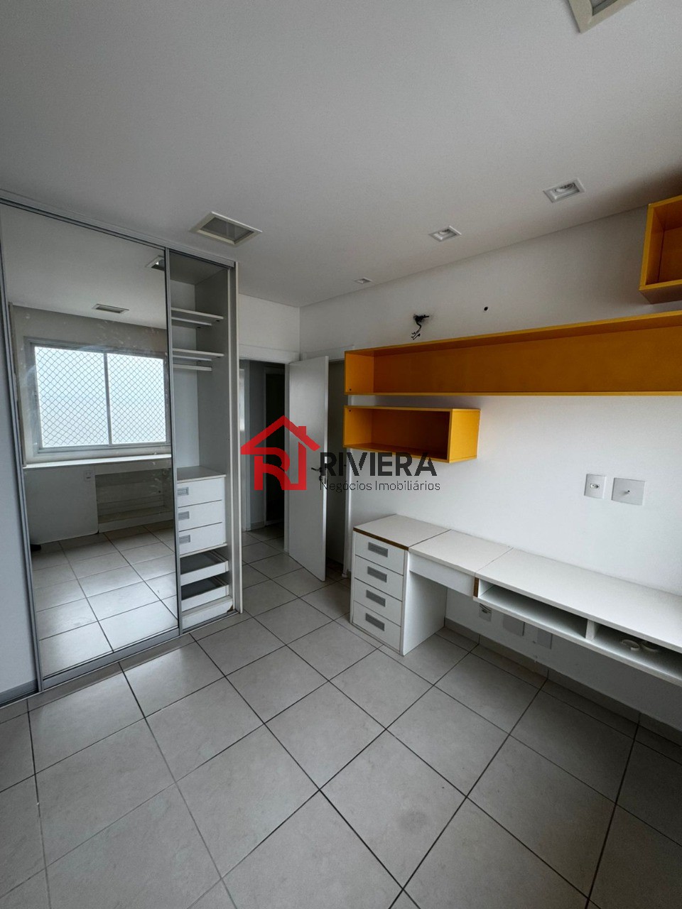 Apartamento à venda com 3 quartos, 161m² - Foto 9