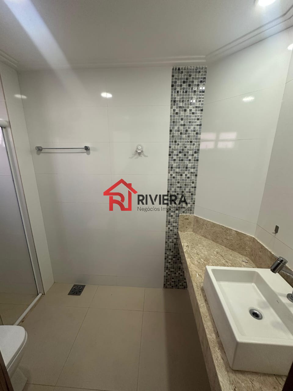 Apartamento à venda e aluguel com 3 quartos, 180m² - Foto 5