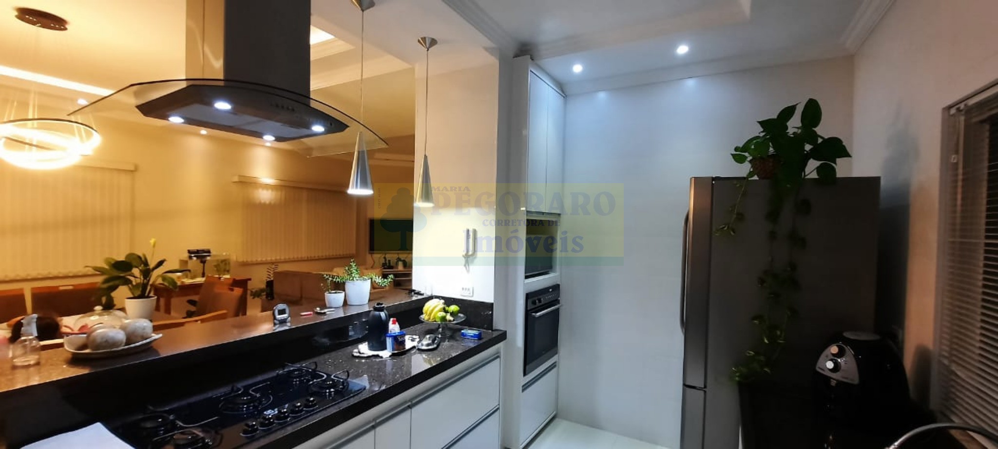 Casa à venda com 4 quartos, 300m² - Foto 16