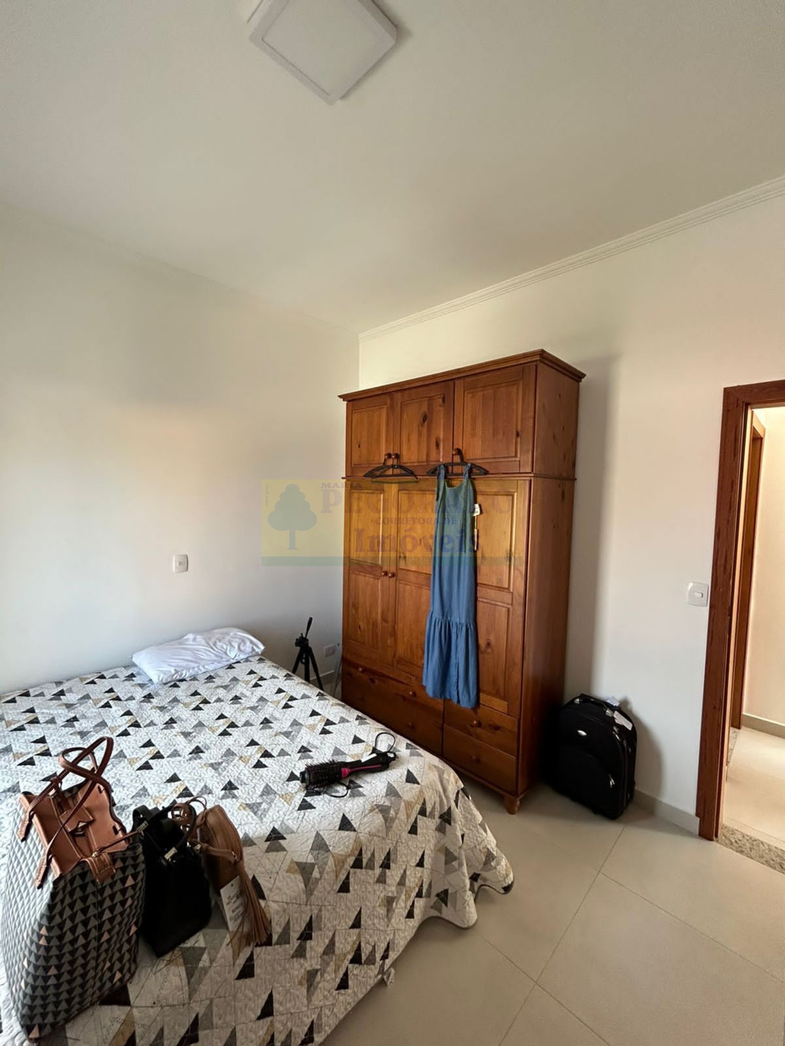 Casa à venda com 4 quartos, 300m² - Foto 42