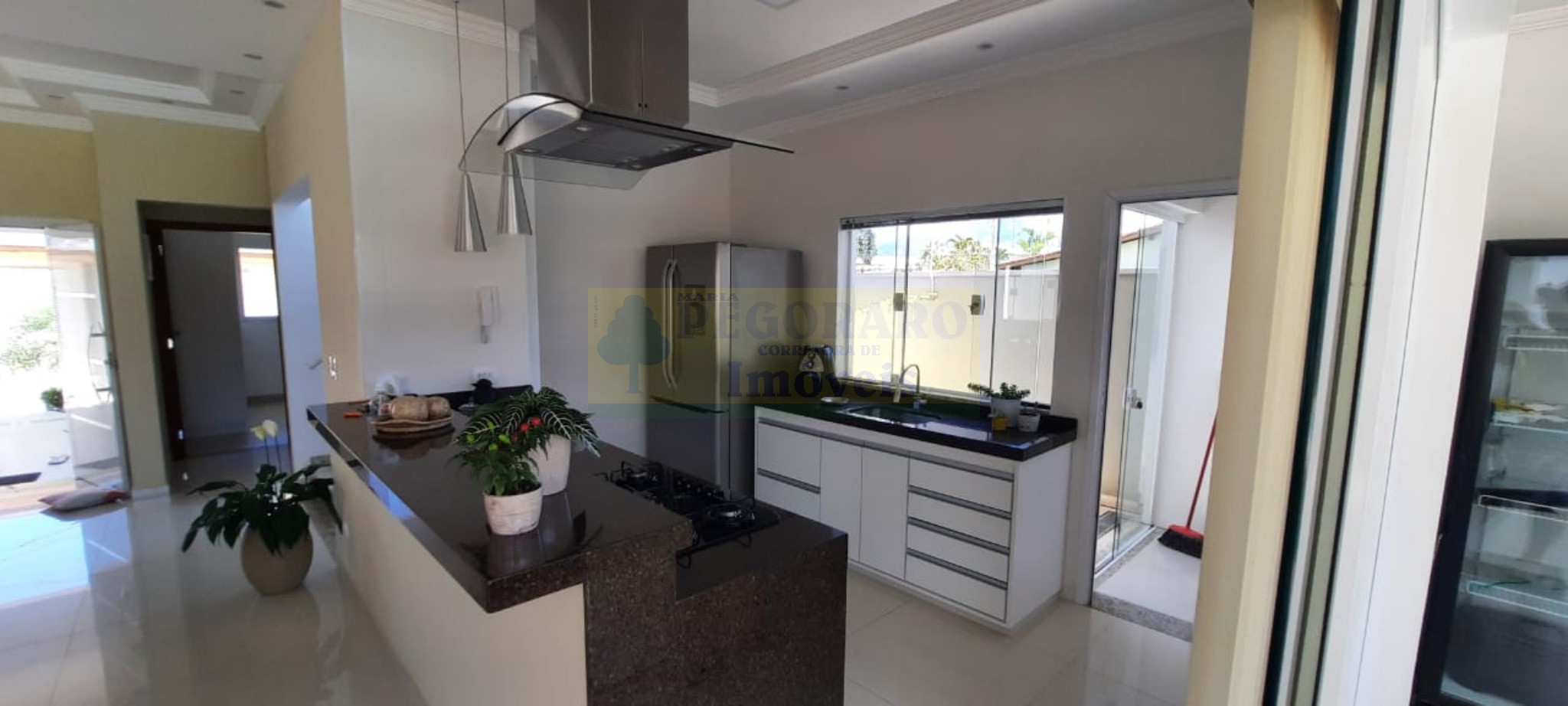 Casa à venda com 4 quartos, 300m² - Foto 13