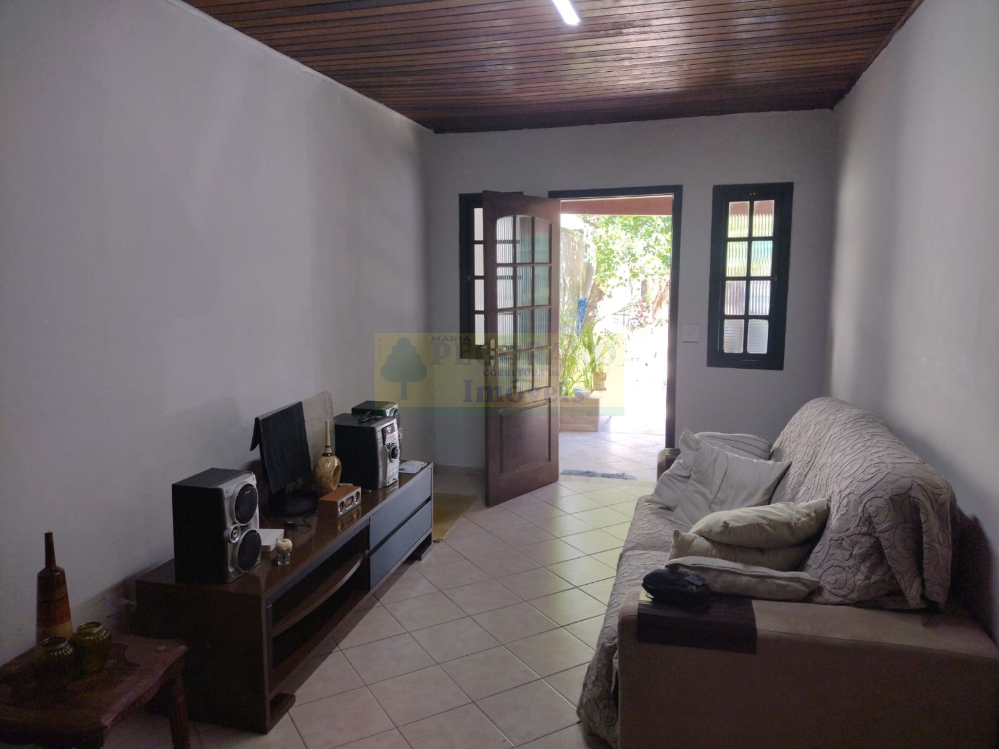 Casa à venda com 2 quartos, 360m² - Foto 3