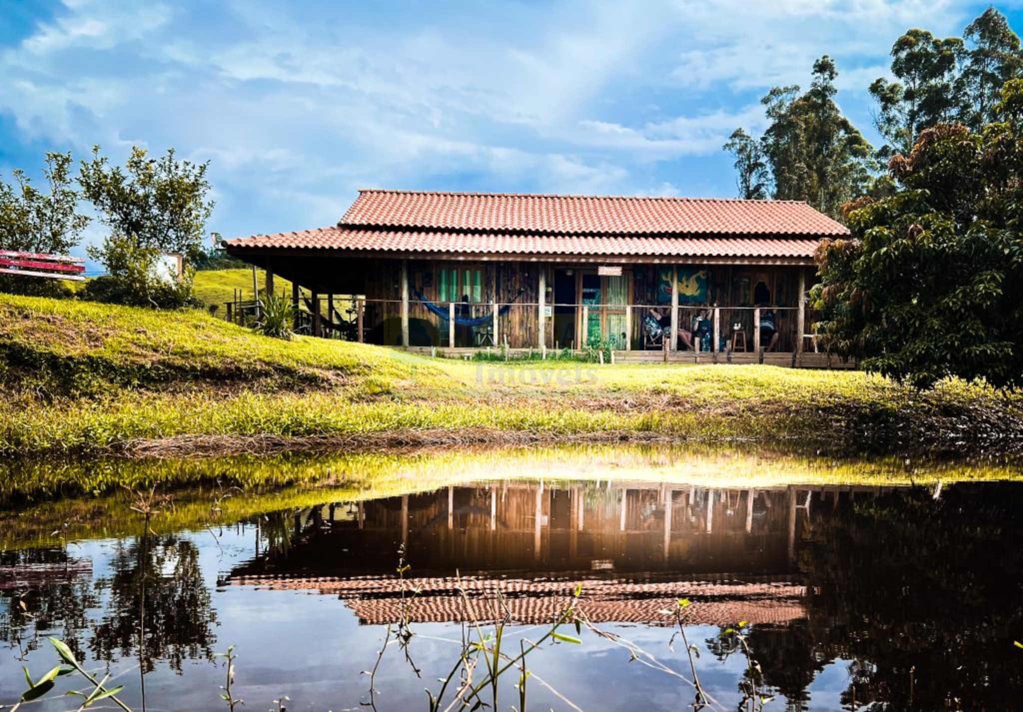 Sítio, 13 quartos, 10000 m² - Foto 1