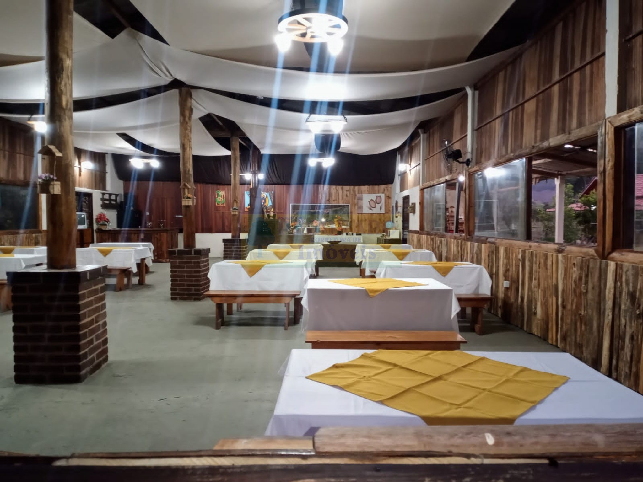 Sítio, 13 quartos, 10000 m² - Foto 6