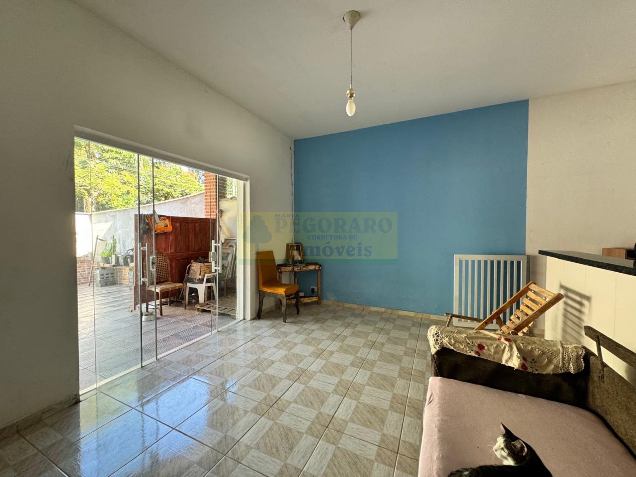 Casa à venda com 2 quartos, 156m² - Foto 1