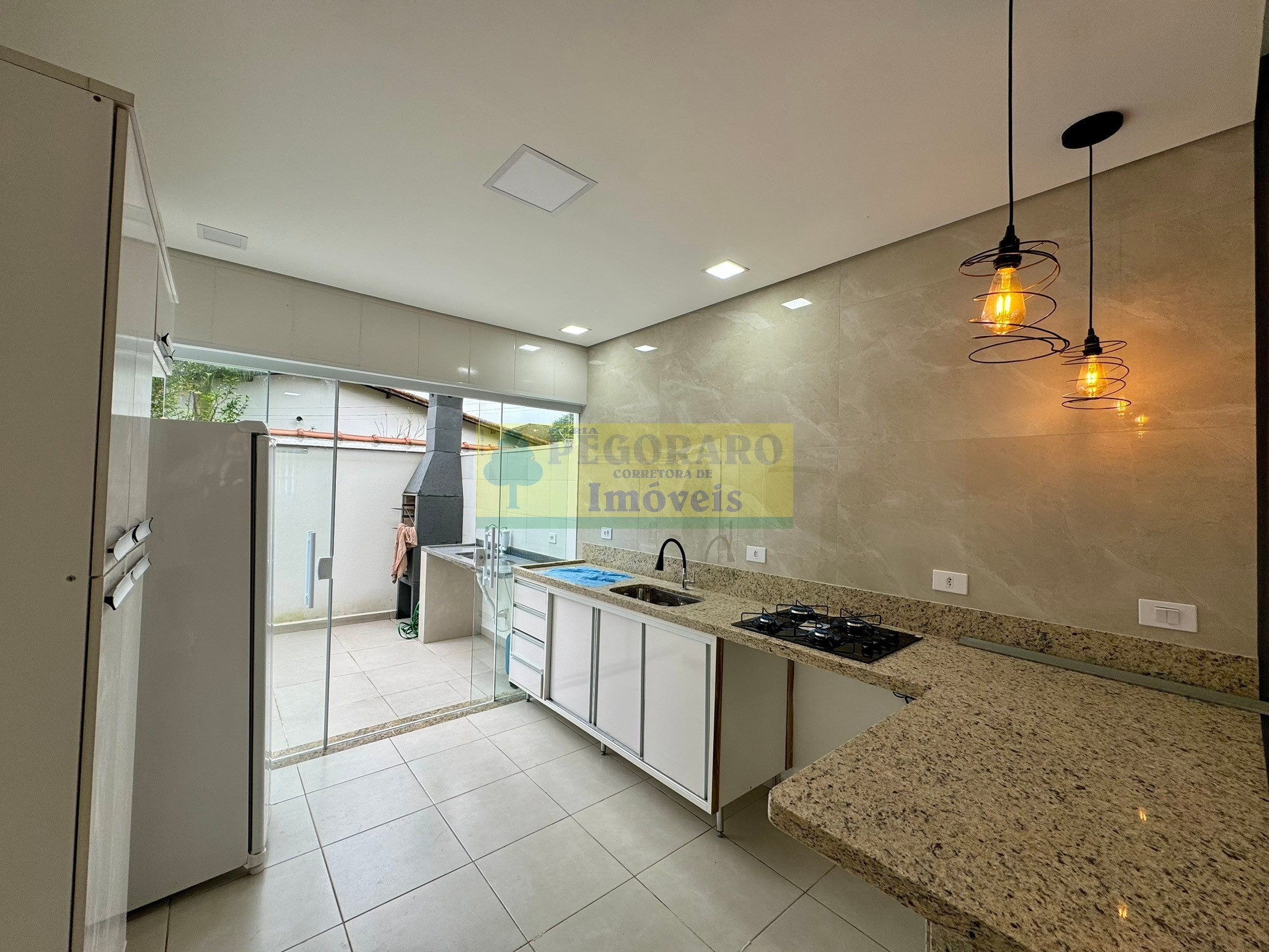 CASA RESIDENCIAL em CARAGUATATUBA - SP, CIDADE JARDIM