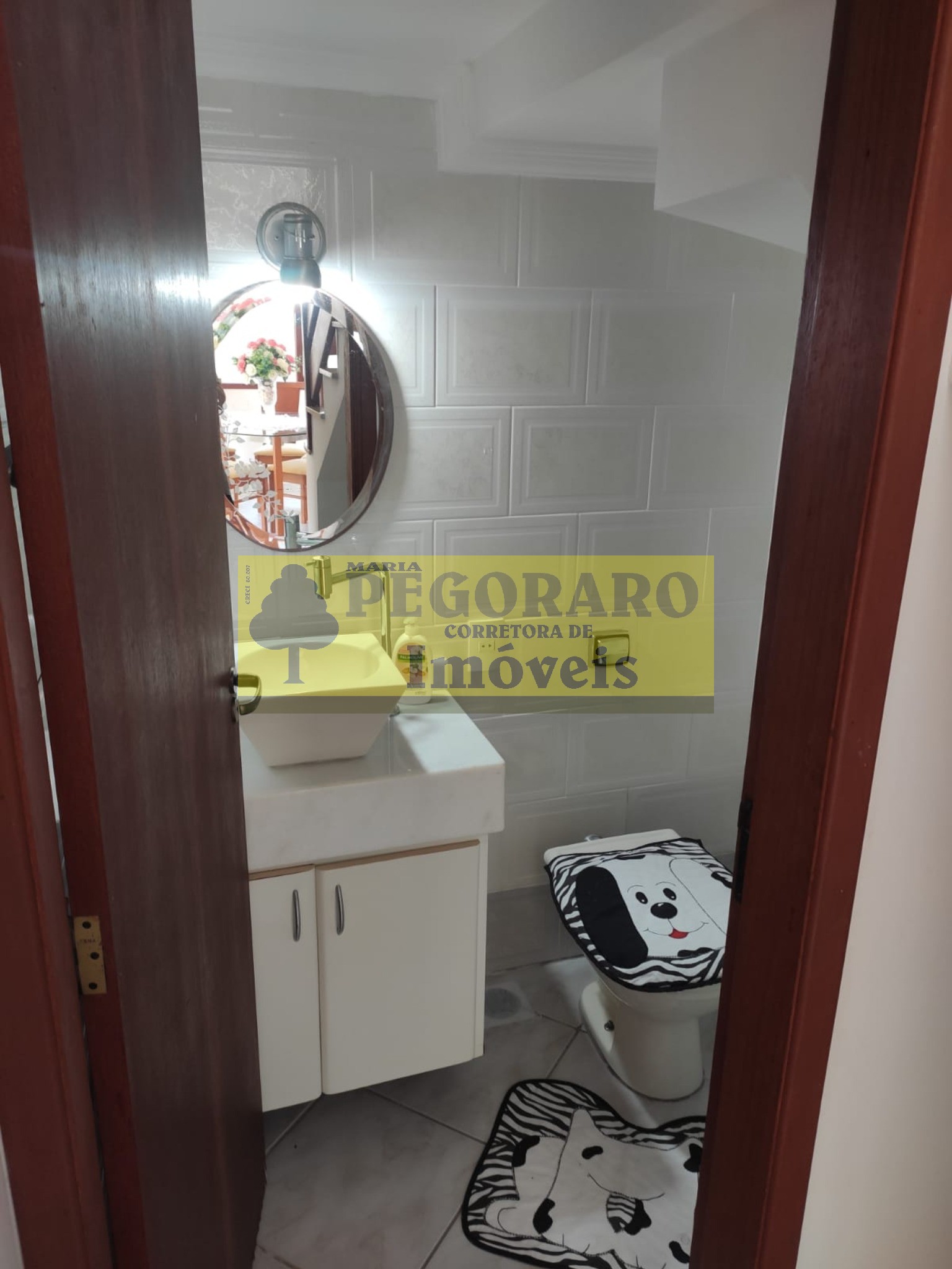 Casa à venda com 6 quartos, 250m² - Foto 11