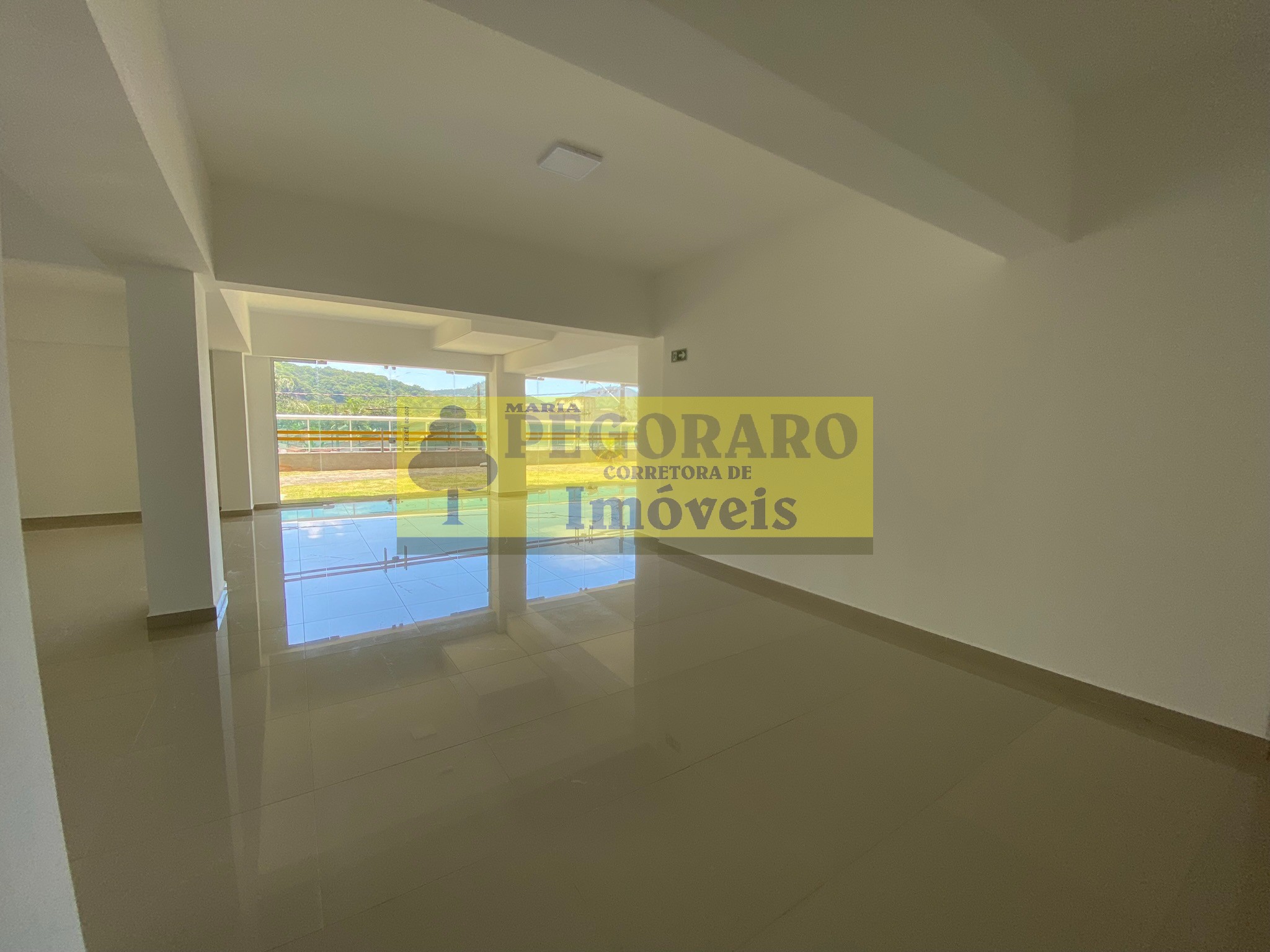 Apartamento à venda com 2 quartos, 85m² - Foto 23