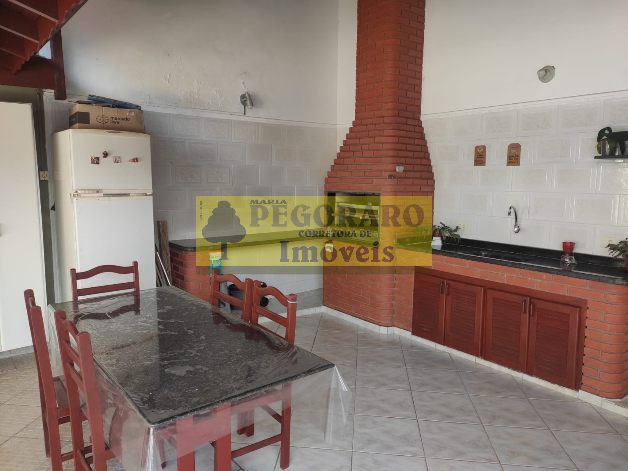 Casa à venda com 6 quartos, 250m² - Foto 22