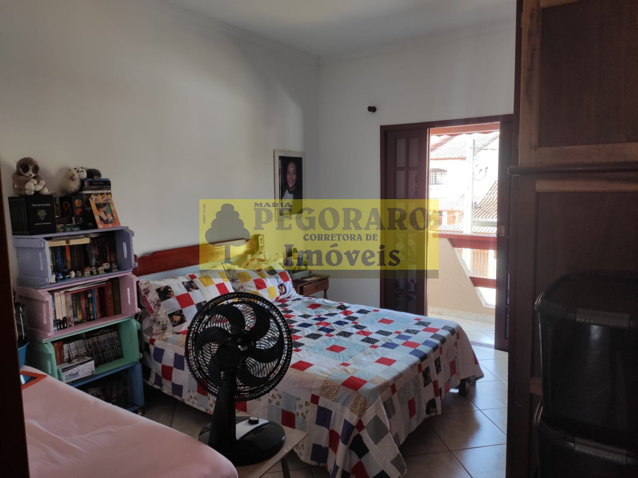 Casa à venda com 6 quartos, 250m² - Foto 25