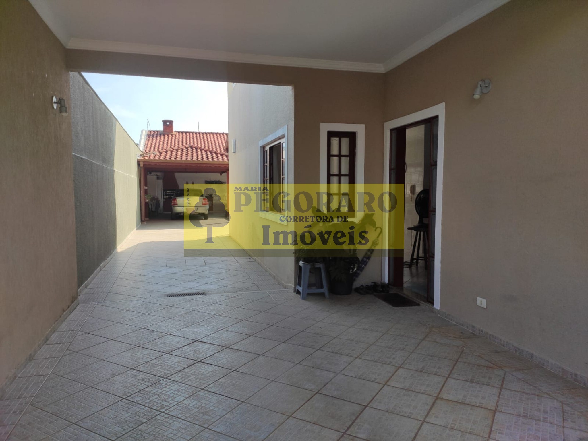 Casa à venda com 6 quartos, 250m² - Foto 19