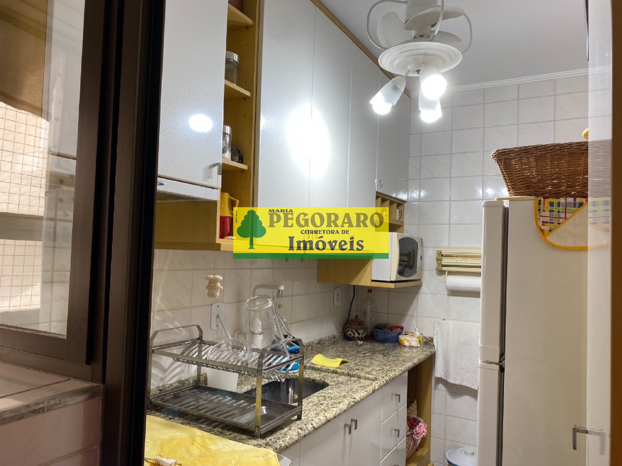 Apartamento à venda com 2 quartos, 77m² - Foto 14