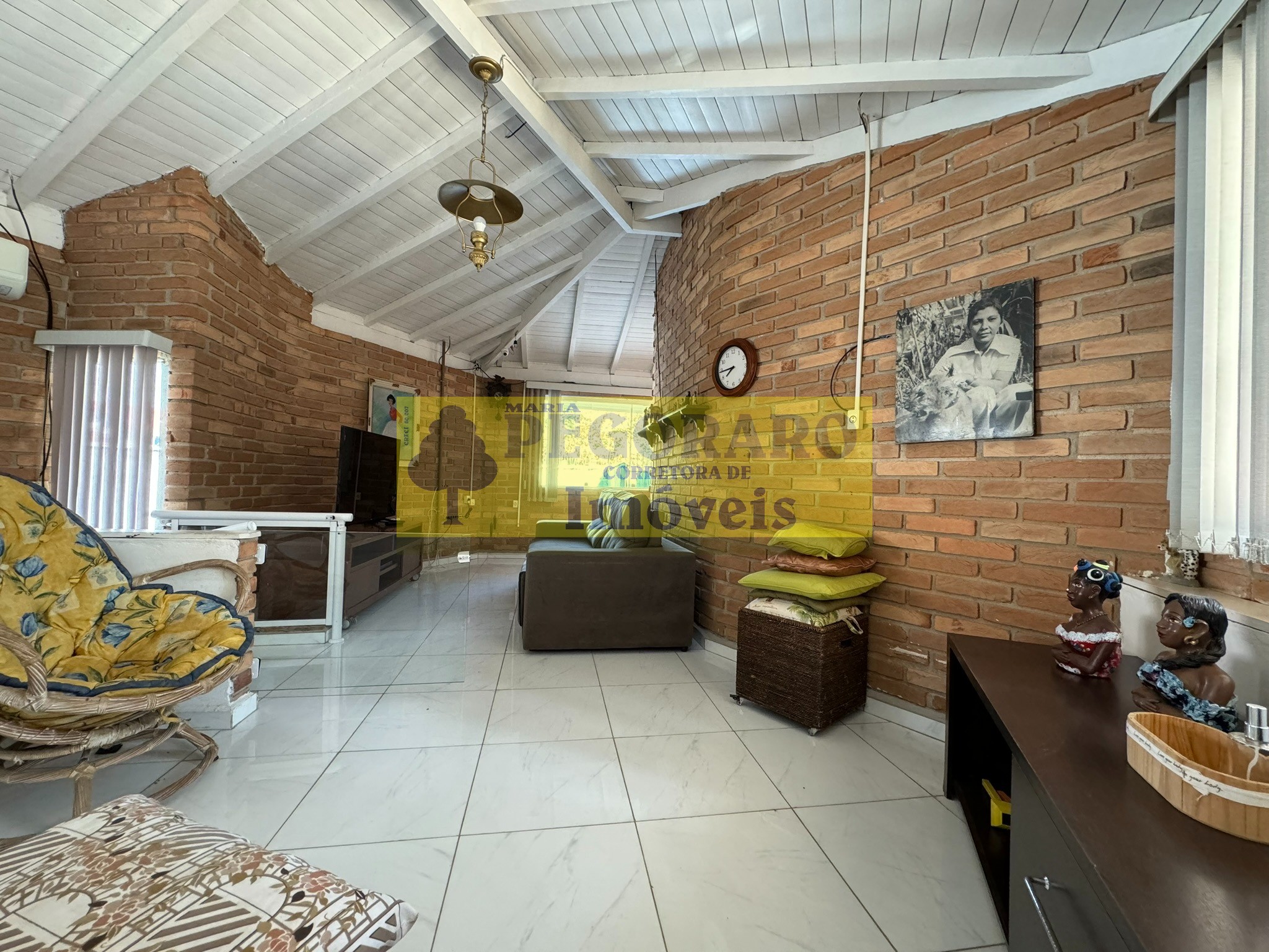 Casa à venda com 4 quartos, 250m² - Foto 12