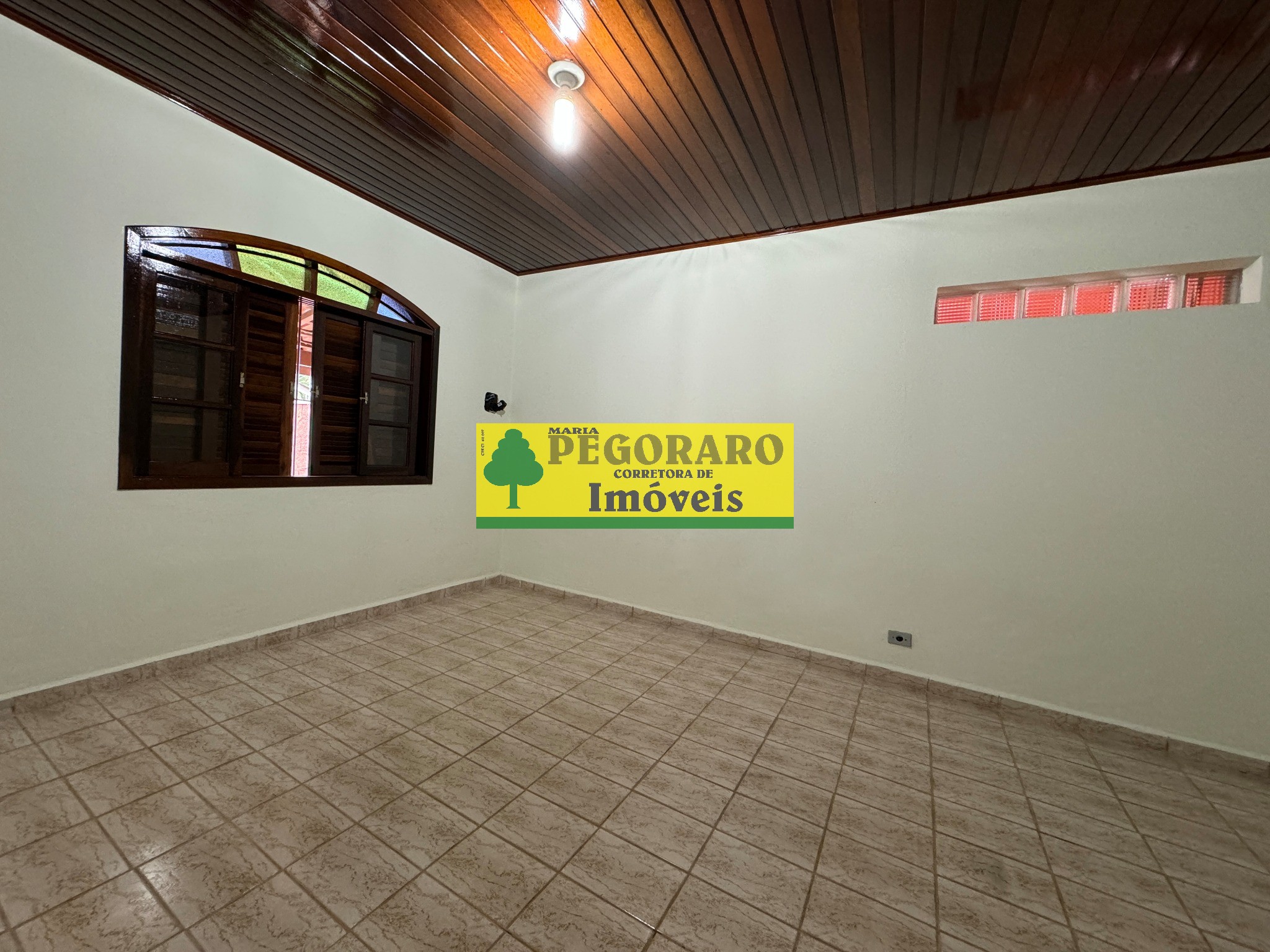 Casa para alugar com 2 quartos, 115m² - Foto 8