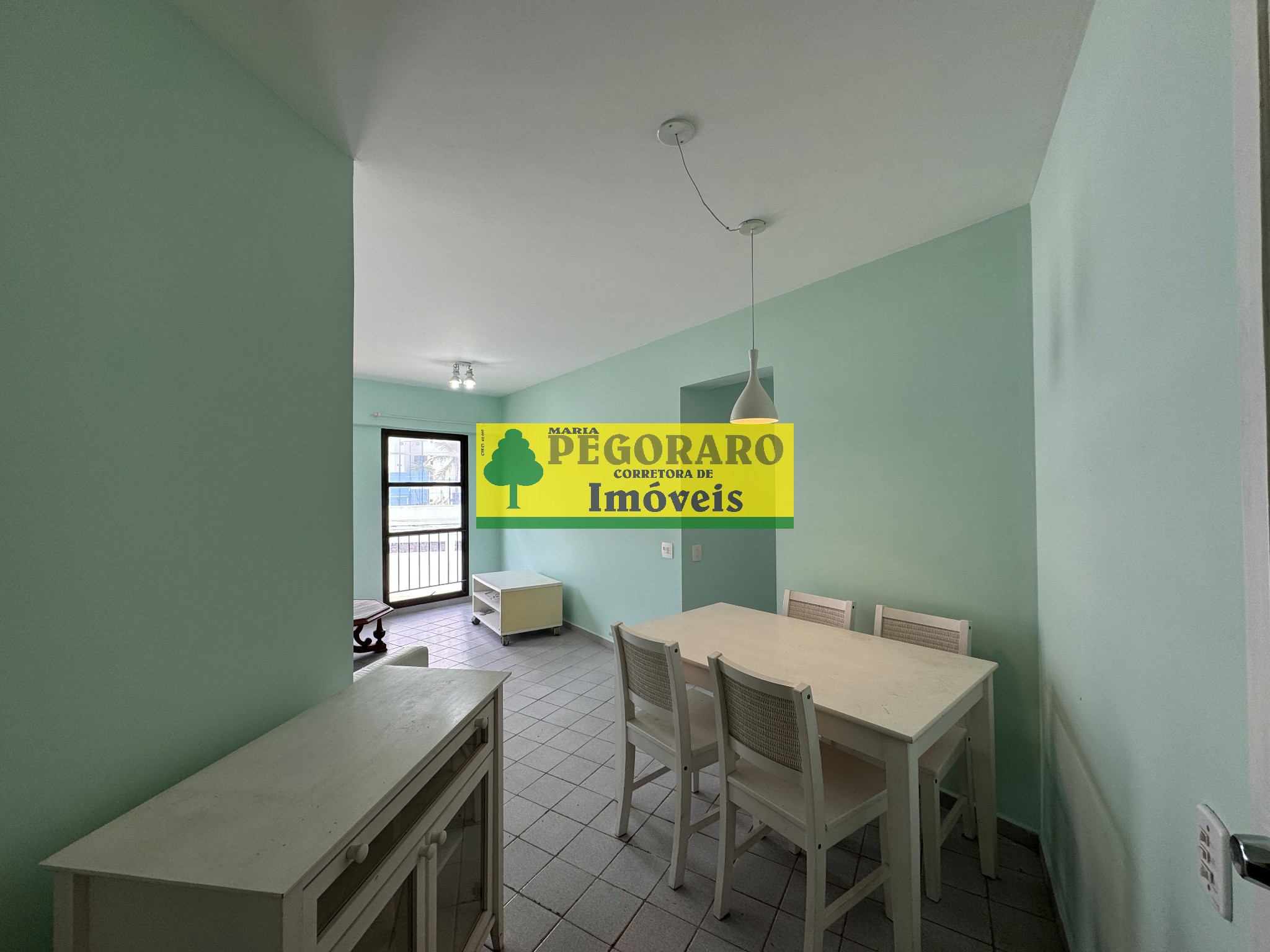 Apartamento à venda com 2 quartos, 65m² - Foto 4