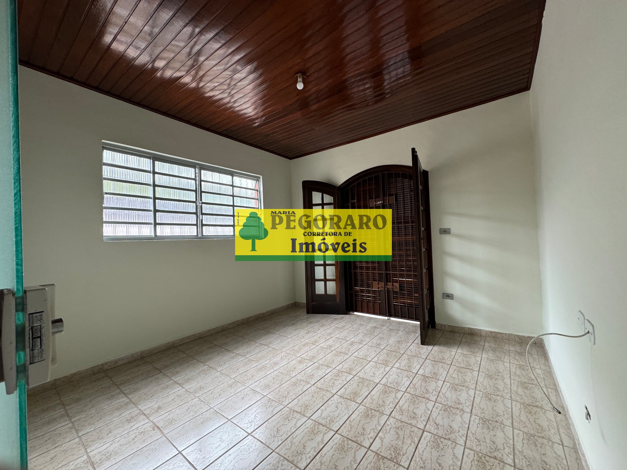 Casa para alugar com 2 quartos, 115m² - Foto 4