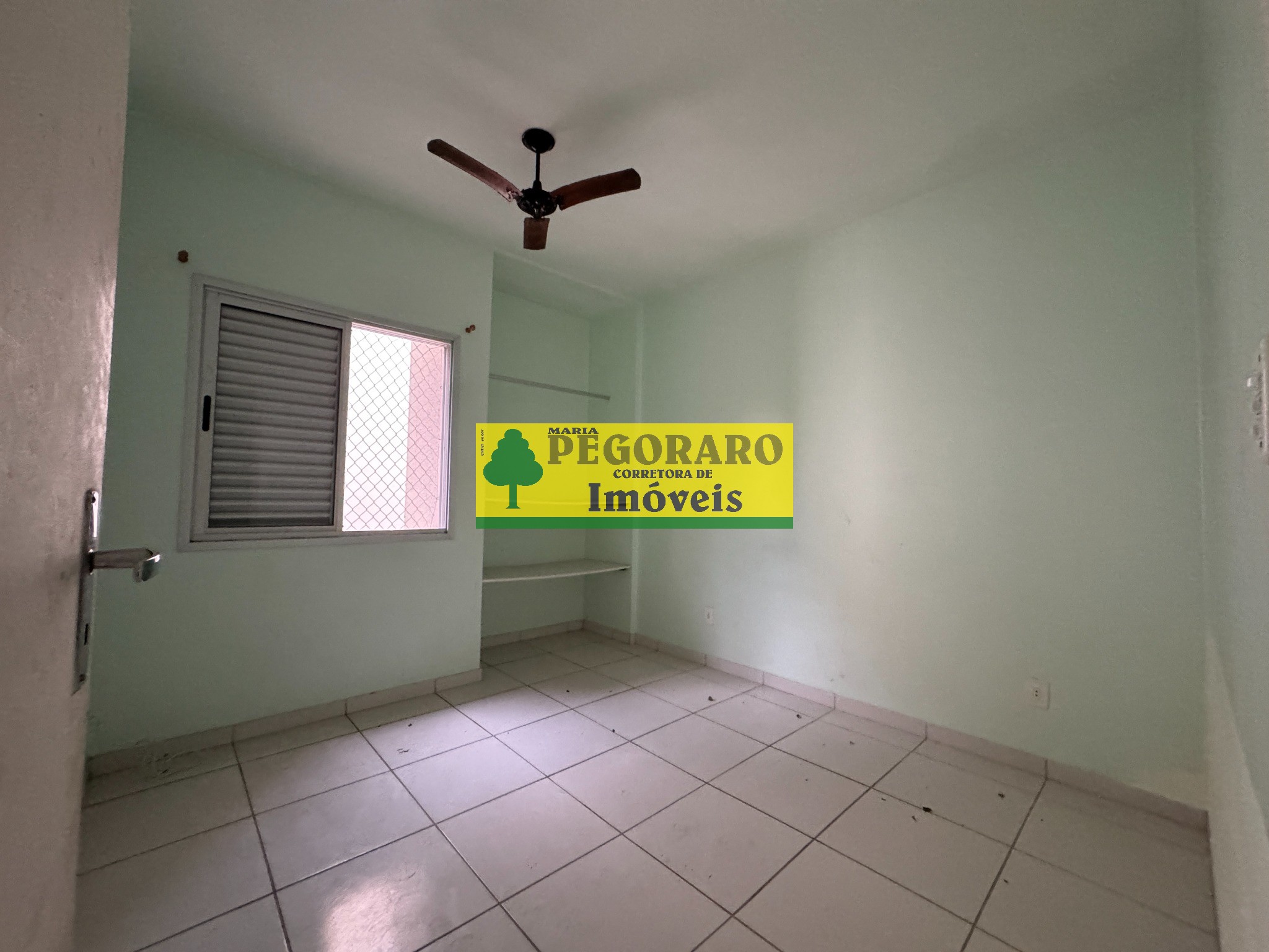 Apartamento para alugar com 2 quartos, 45m² - Foto 4