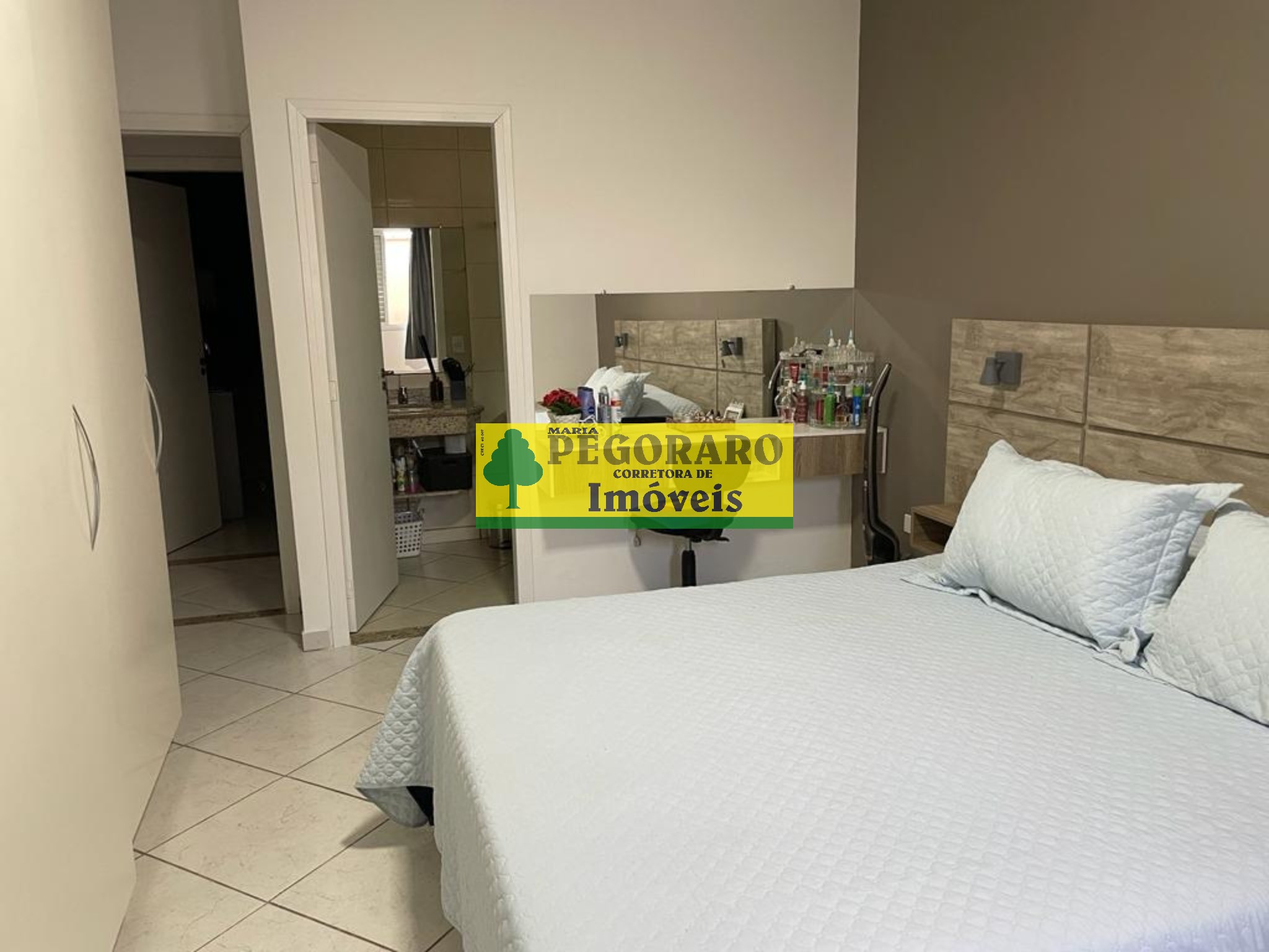 Casa à venda com 3 quartos, 248m² - Foto 13