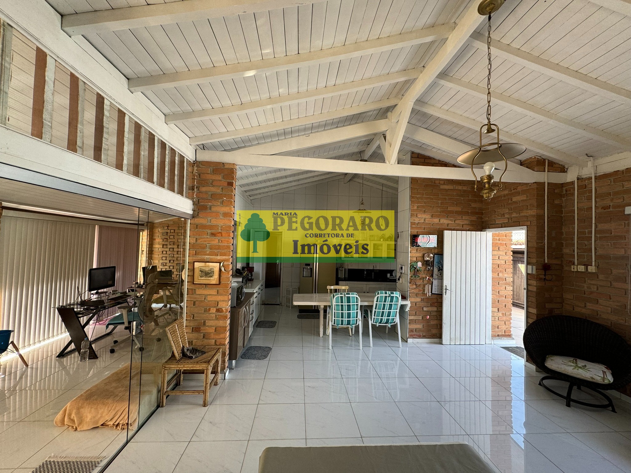 Casa, 4 quartos, 250 m² - Foto 14