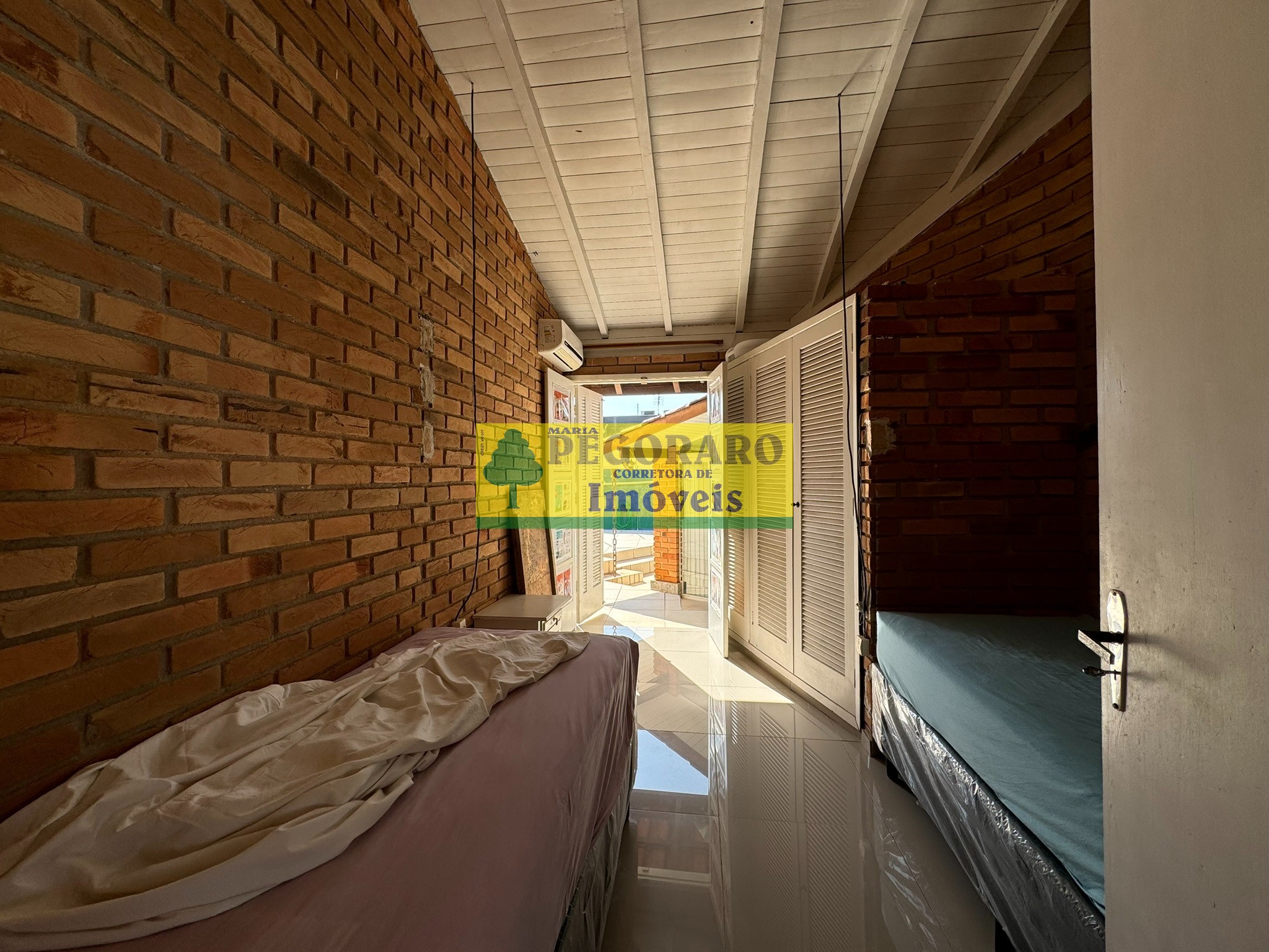 Casa, 4 quartos, 250 m² - Foto 24