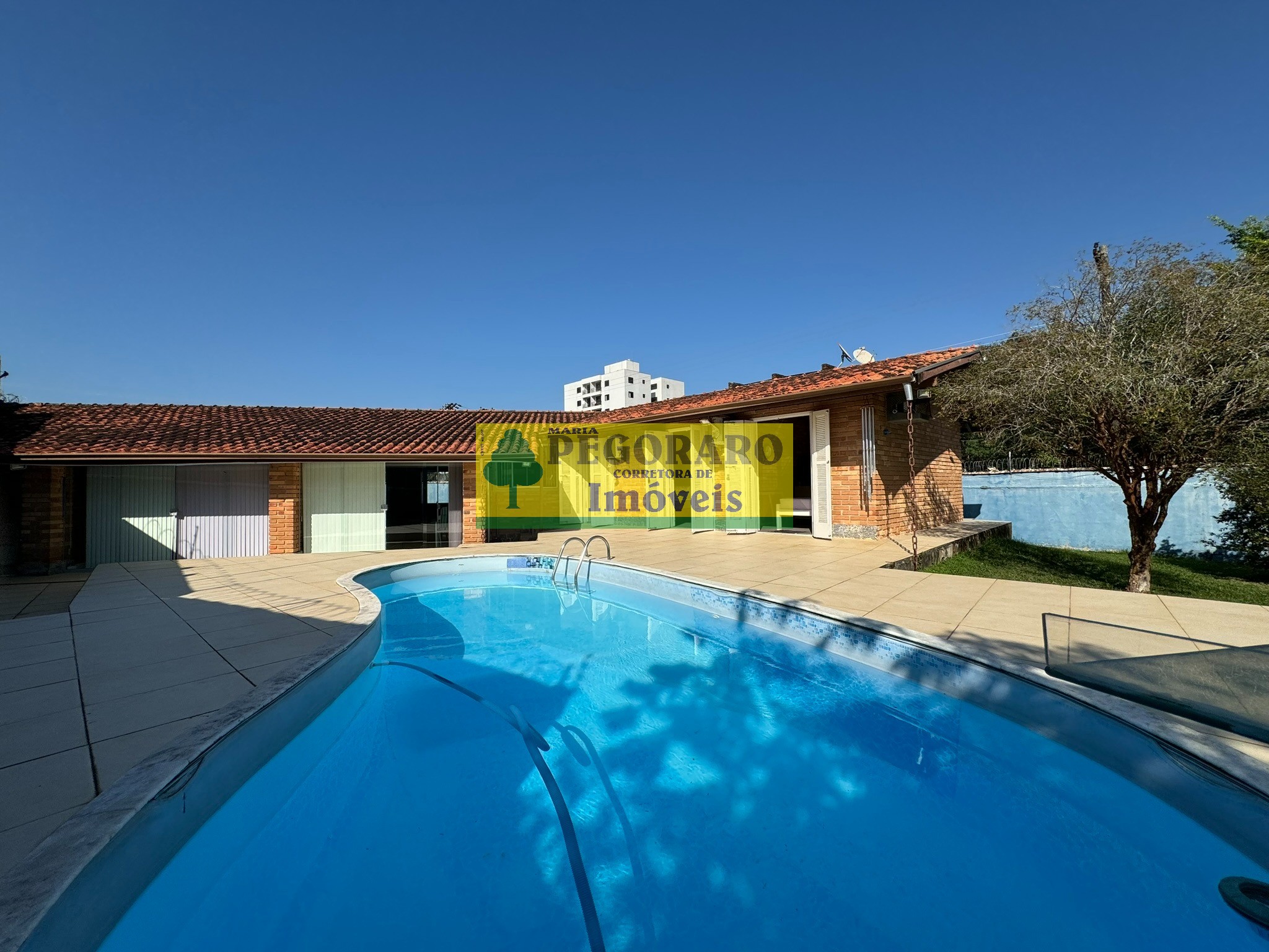 Casa, 4 quartos, 250 m² - Foto 29