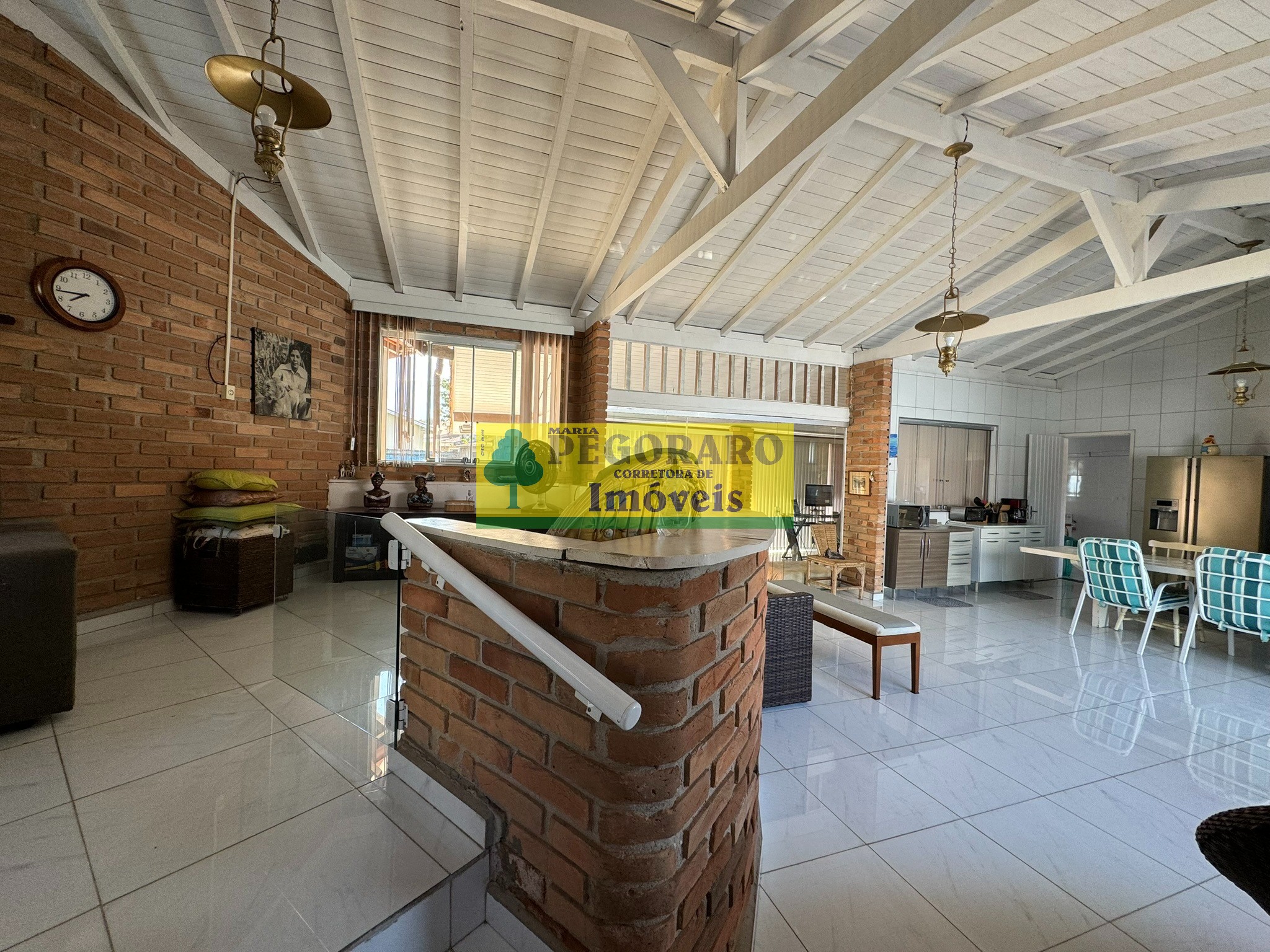 Casa, 4 quartos, 250 m² - Foto 9